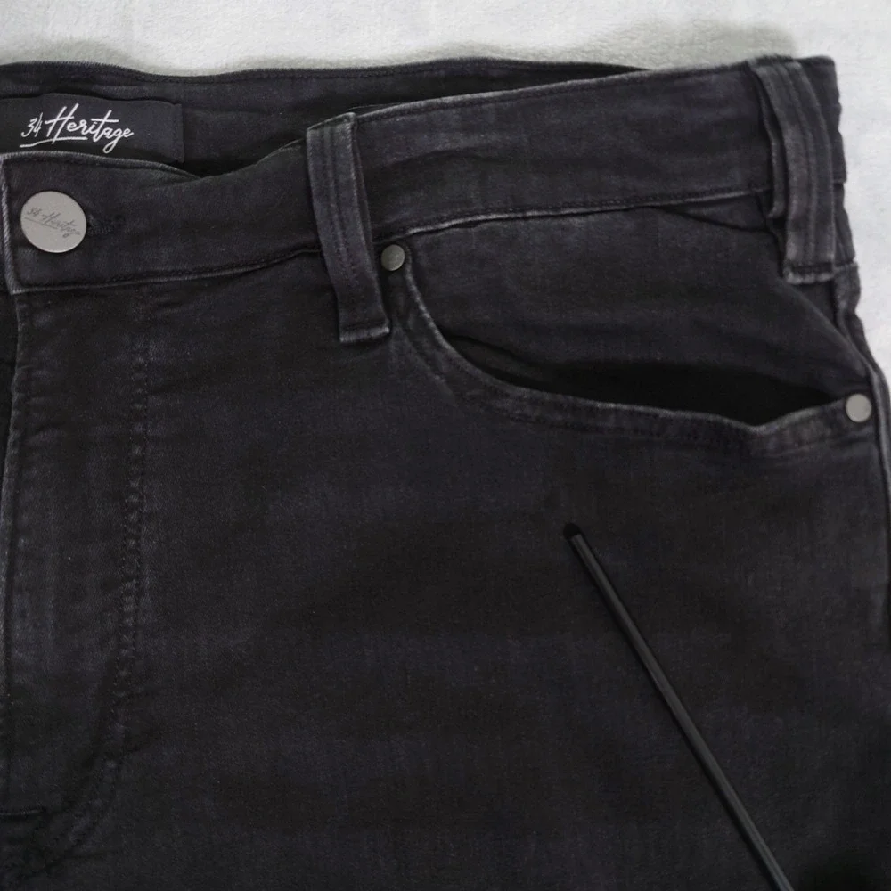 34 Heritage Charisma Jeans Mens 40 X 34 Black Comfort Rise Classic Straight